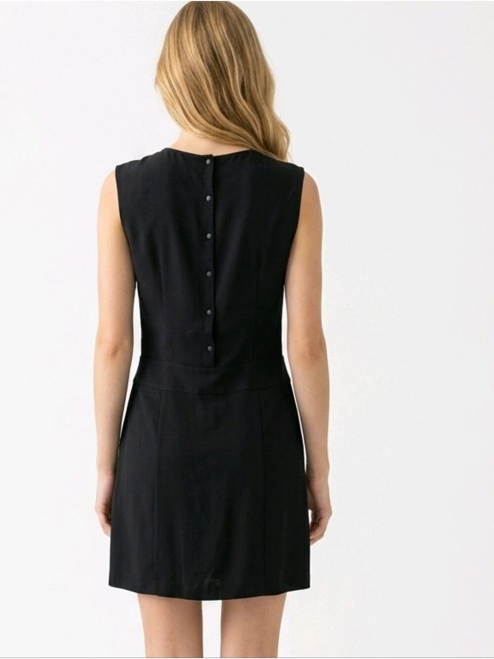 Theory Sleeveless Silk Button-Back Shift Dress